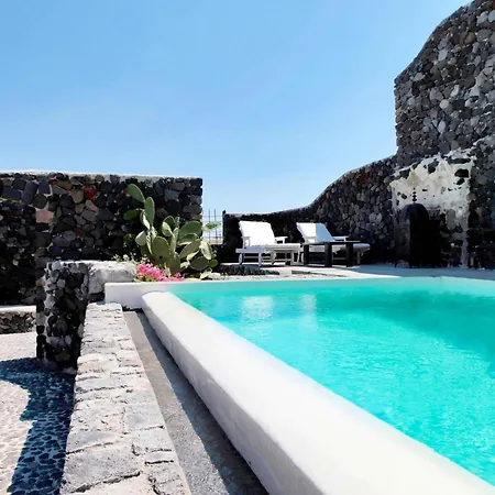 In Megalochori With Private Pool Villa *