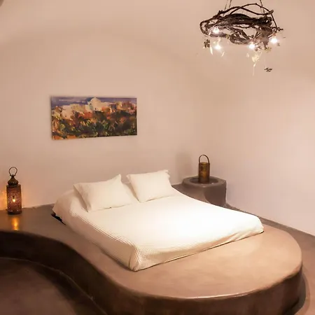 In Megalochori With Private Pool Villa *