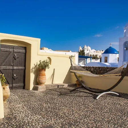 In Megalochori With Private Pool *