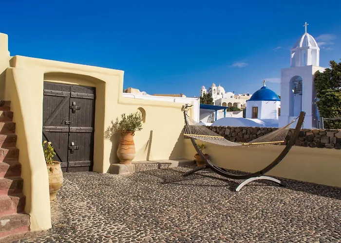 In Megalochori With Private Pool *