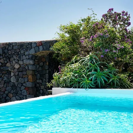 In Megalochori With Private Pool * Megalochori (Santorini)