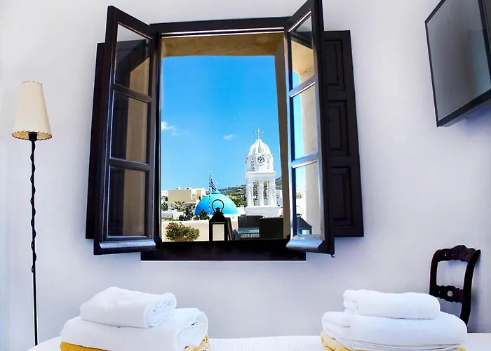 Villa In Megalochori With Private Pool