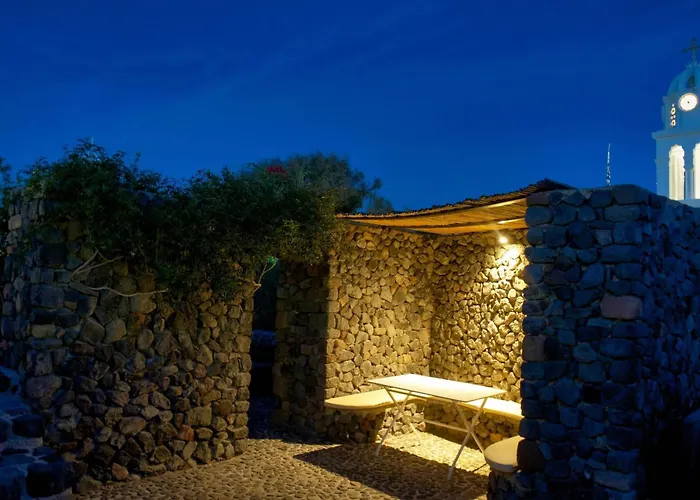 In Megalochori With Private Pool Villa *