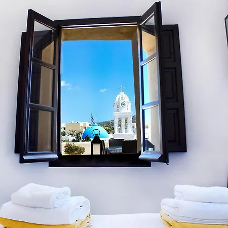 Villa In Megalochori With Private Pool